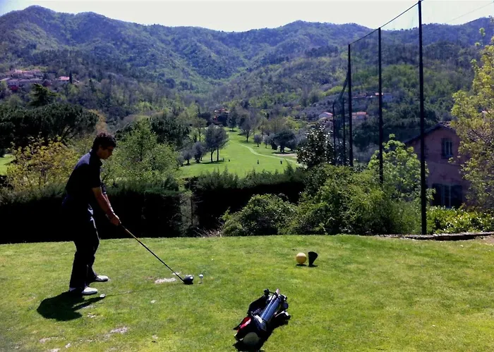 Gæstehus Riviera Hub Cisano sul Neva