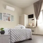 Riviera Hub Πανσιόν Cisano sul Neva