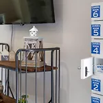 Riviera Hub