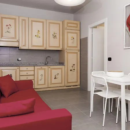 Riviera Hub Konukevi 4*
