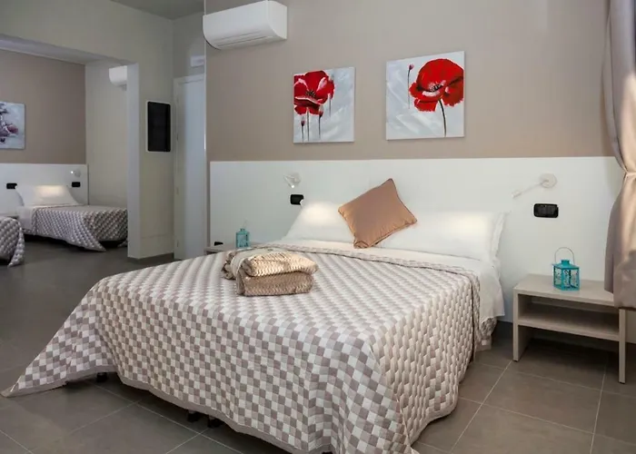 Riviera Hub 4* Cisano sul Neva